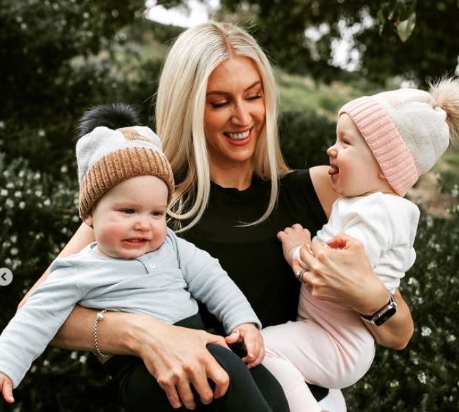 tamara with her twins